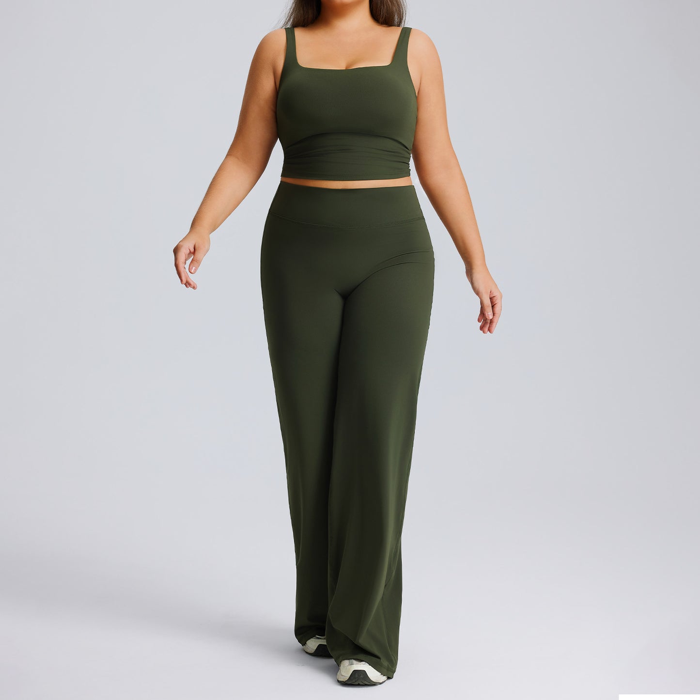 Plus-size straight-leg yoga pants set with high elasticity, breathable and quick-drying