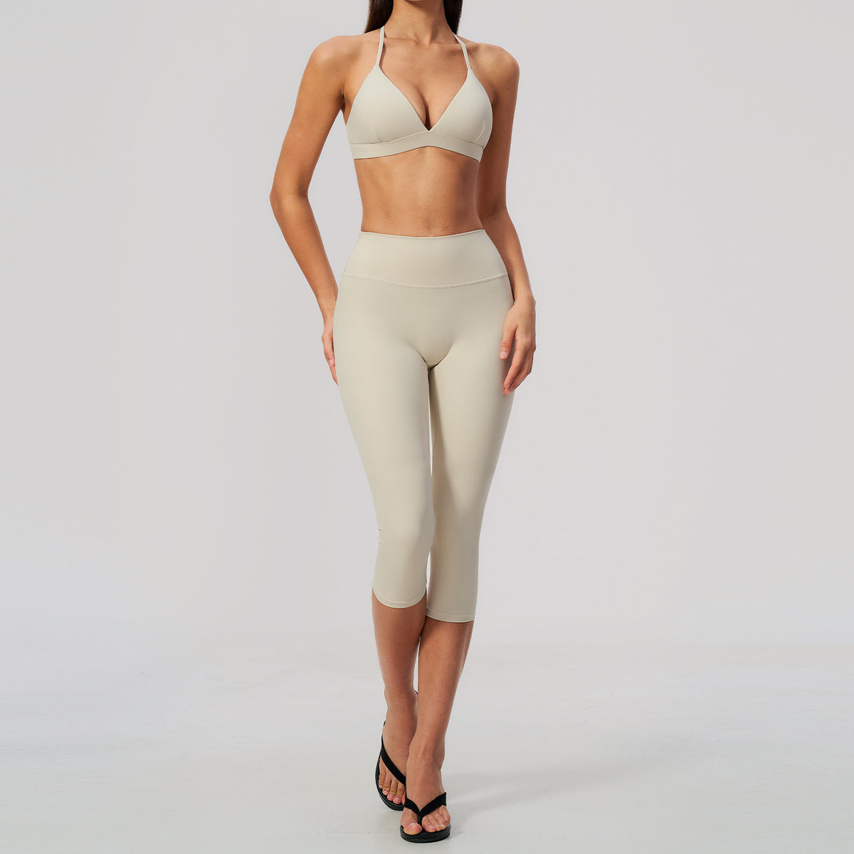Women's new fashion bras with Tight-fitting high-waisted mid-length leggings set