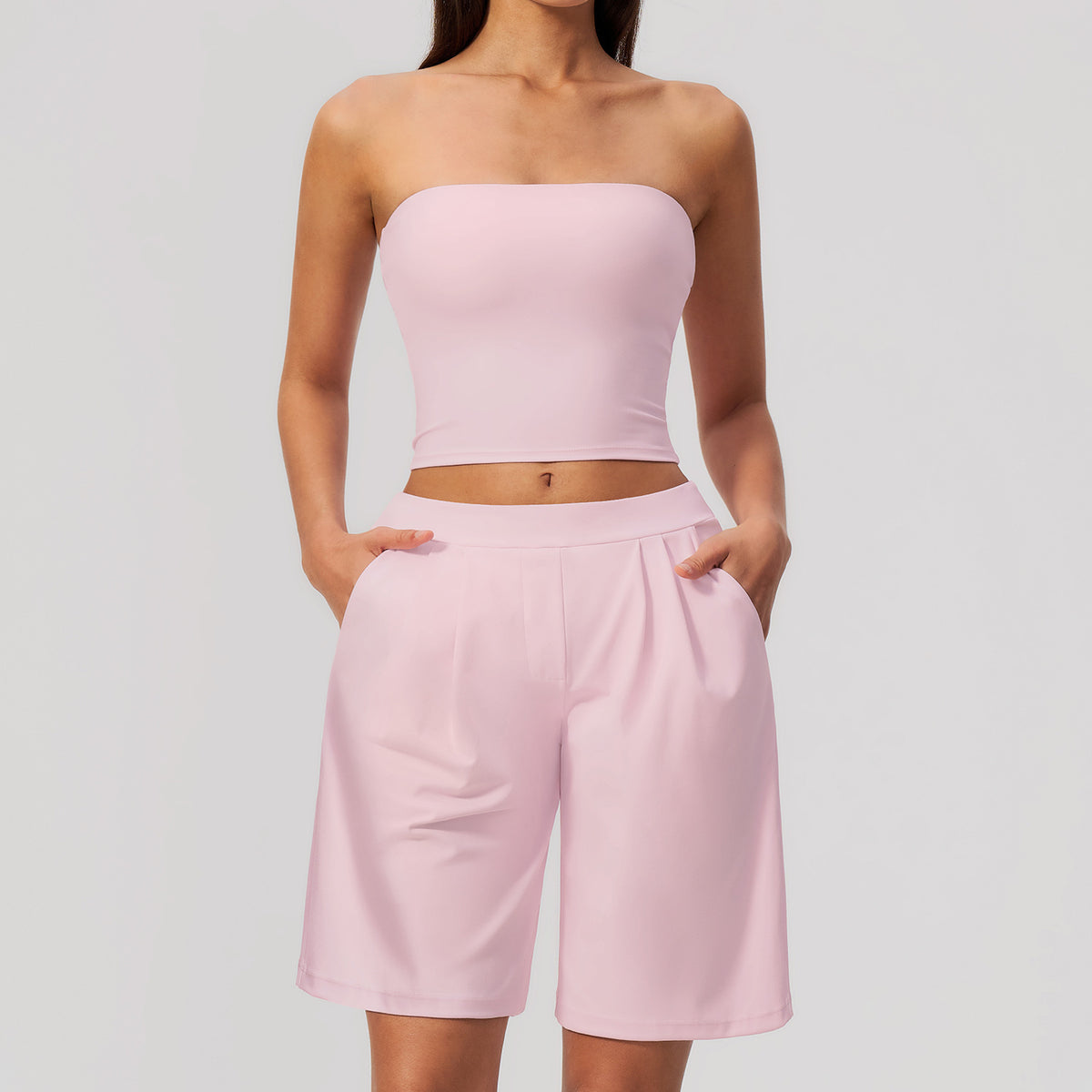 New strapless tank top with breathable and stylish sports shorts fitness set for women